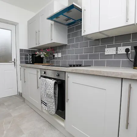 Halsnead Properties Whiston Liverpool Exterior foto